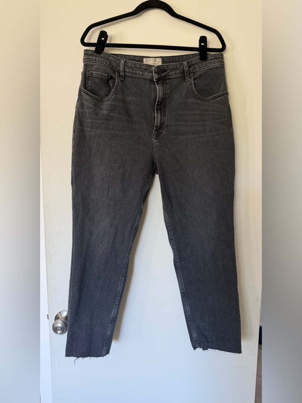 Everlane Curvy CheekyJeans